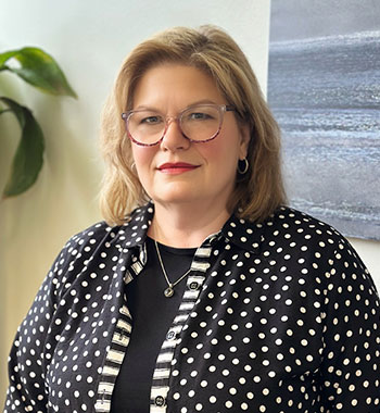 Louise Dahl, PhD, LP therapist headshot at Silver Linings Counseling