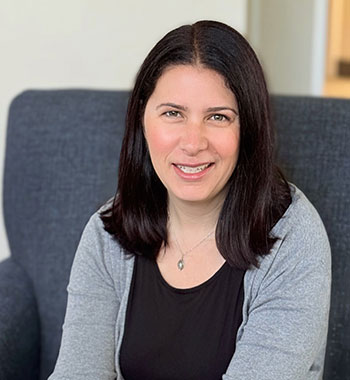 Rachel Massimilla, LMSW therapist headshot at Silver Linings Counseling